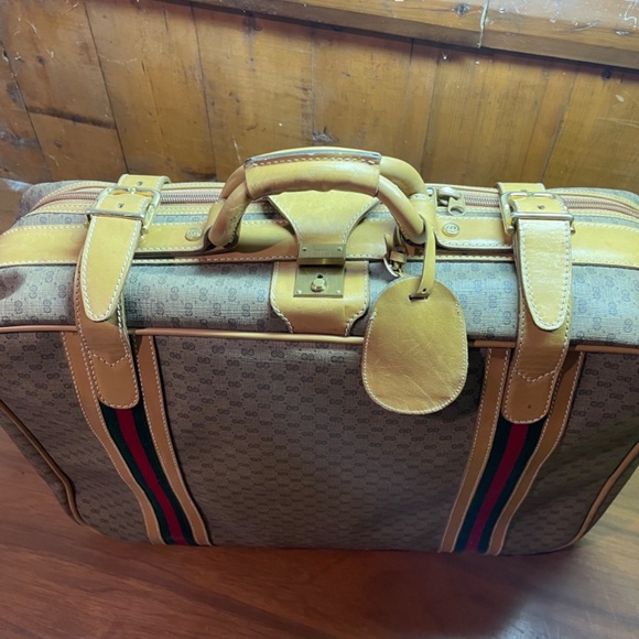 Gucci carry-on  suitcase. 70s vintage - Picture 4 of 12